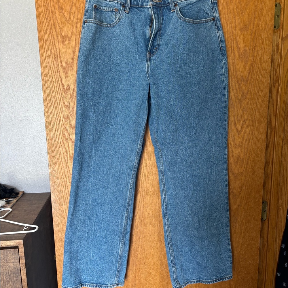 Abercrombie & Fitch Women’s Curve Love High Rise 90’s Relaxed Jeans
